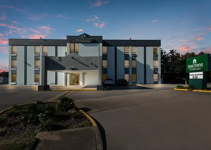 HomeTowne Studios Newport News - Hampton West